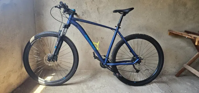 Bicicleta Mountain Bick Explorer 520