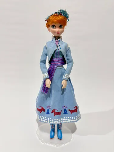Boneca Princesa Anna Frozen Disney