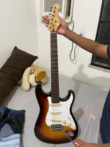 Guitarra Giannini sonic series