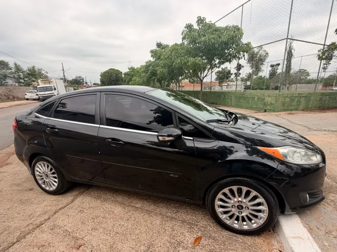 Ford Fiesta Sed. Ti./ti.plus1.6 16V Flex Aut. 2014