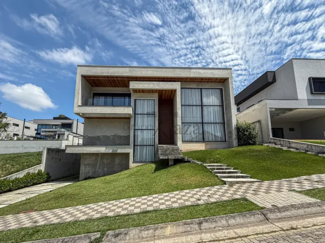 Oportunidade - Casa em Condomínio - Urbanova - Condomínio Reserva do Paratehy - 6 Dormitór