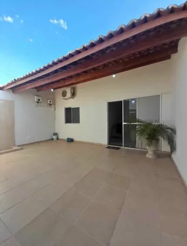 Casa Malvinas - 210.000