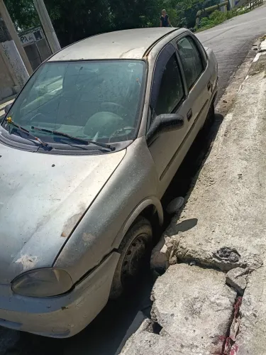 Vendo Corsa classic 1.0 Flex Power para retirada de peças ou projeto para colocar para and