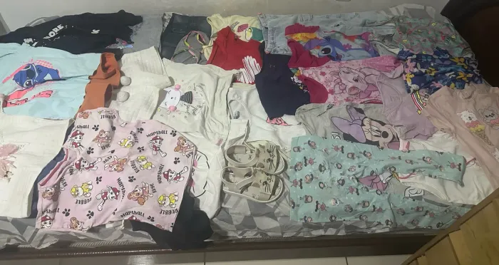 Vendo lote de roupas menina tamanho 6, 10