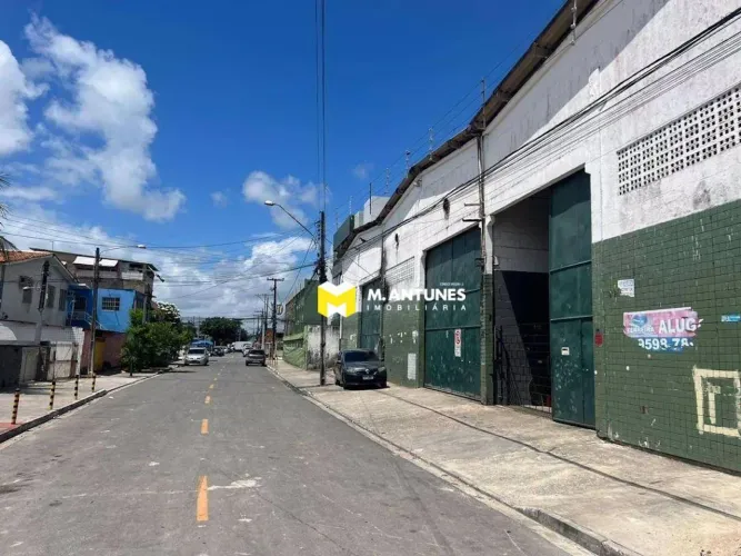 Alugue Galpão com 420m² em Piedade