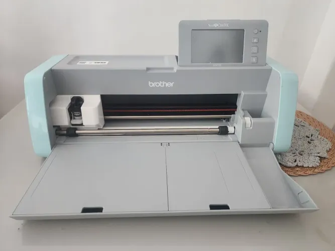 Máquina para recorte c/Scanner ScanNCut 110v SDX125 Brother CX 1 UN