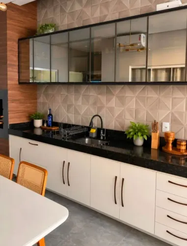 Casa c/ Energia solar e Planejados na região da Havan