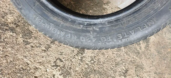 Pneus t125/85r16