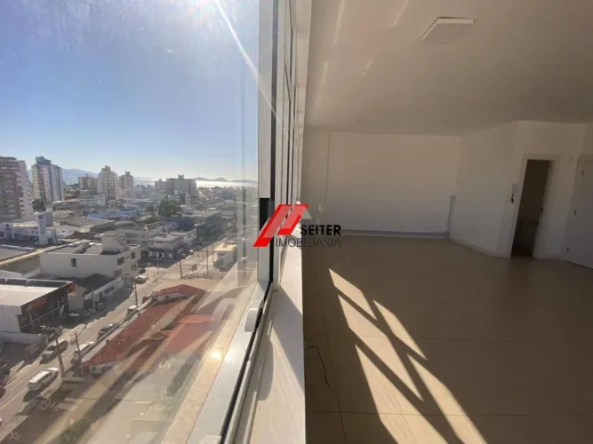 Sala comercial para alugar no estreito