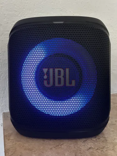 Vendo caixa JBL Party Box essencial 2 