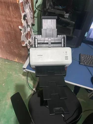 Vendo Scanner Profissional de Mesa Brother ADS-3100 (Duplex / USB 3.0)