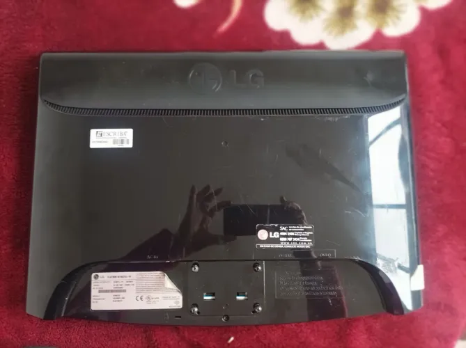 Monitor flaton W1952TQ