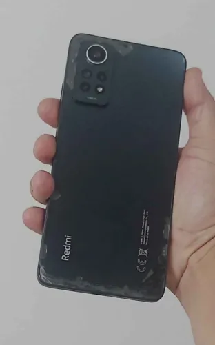 Redimi note 12 pro 256gb 12gb ram NFC e versão snapdragon top! Apenas cm marcas de uso