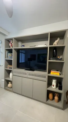 Rack & Estante para TV & Decoração