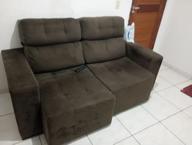 Sofá retrátil e reclinável 3 lugares
