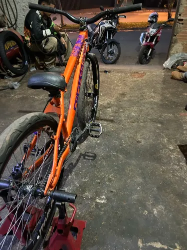 Vendo Gios 4trix  bem montada