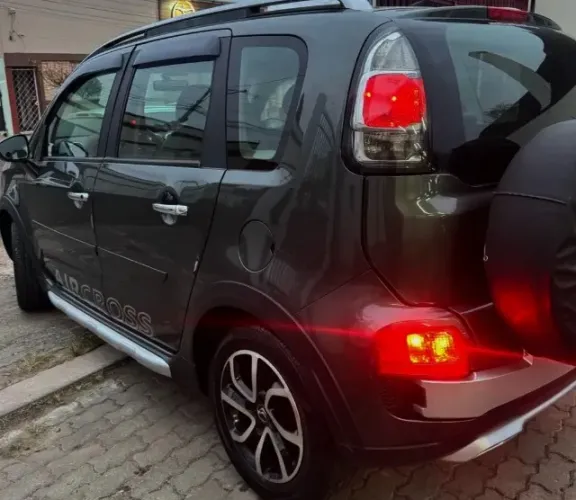 Citroen Aircross Exclusive 1.6 Flex 16V 5P Mec. 2011