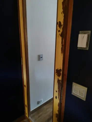 Porta Panorâmica com Vidro 2.44 por 82cm acompanha (batente não é madeira maciça)