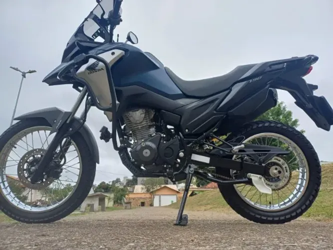 VENDO XRE 190 IMPECÁVEL