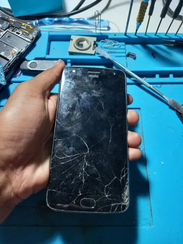 Moto x4 tela quebrada