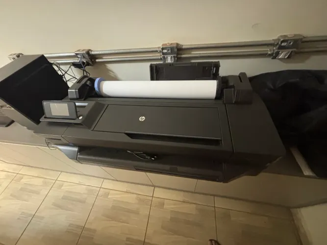 Impressora ploter HP T120