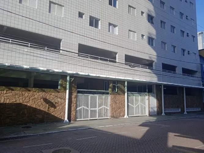 Imóvel para aluguel possui 35 metros quadrados com 1 quarto em Ocian - Praia Grande - SP