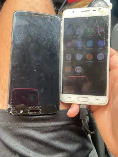 Samsung é moto g