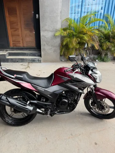 Fazer 250