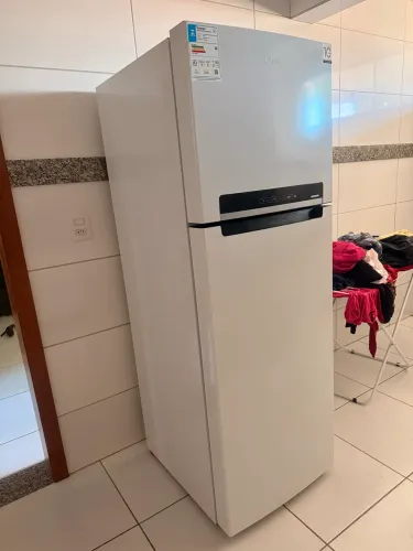 Vendo geladeira