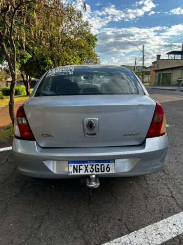 Renault Clio Sed. Privilège Hi-flex 1.0 16V 4P 2006