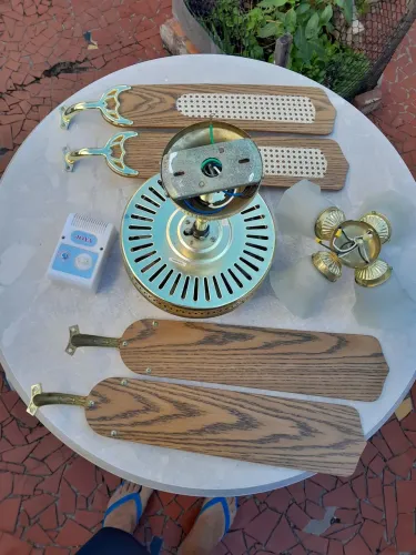 Ventilador de Teto Antigo marca Joya