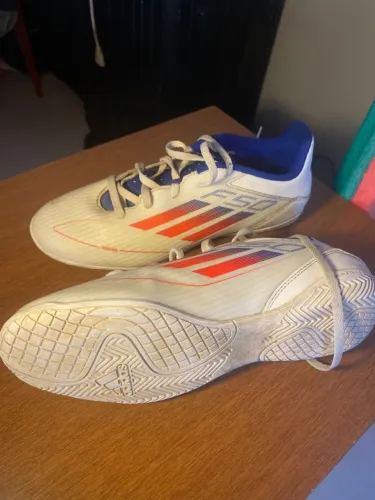 Chuteira Adidas F50 Club Futsal