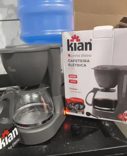 Cafeteira Elétrica Kian 18 Xícaras 650W | OFERTA 