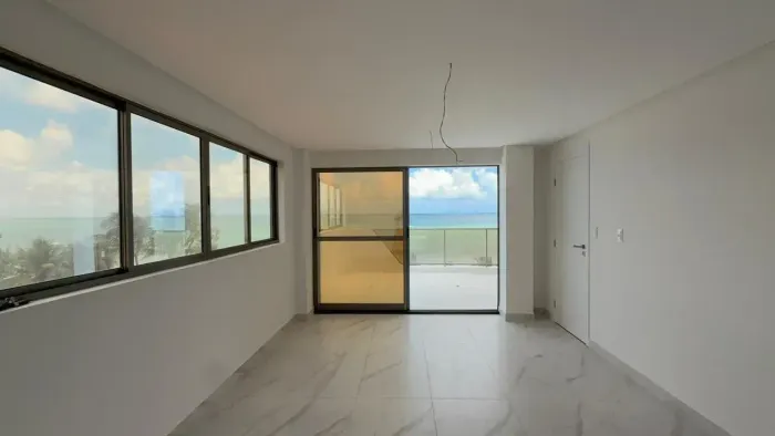 Imóvel para venda possui 126 metros quadrados com 3 quartos em Intermares - Cabedelo - PB