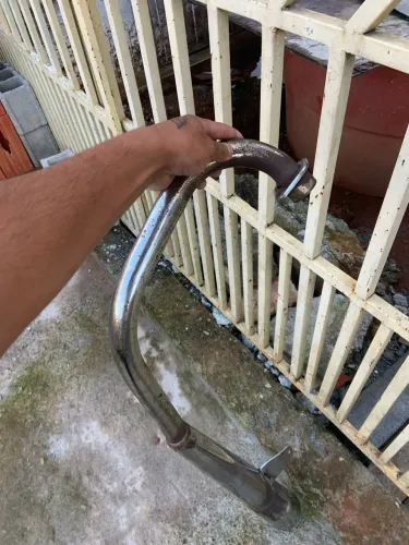 GEMMOTO de 160 tem alguns detalhes 