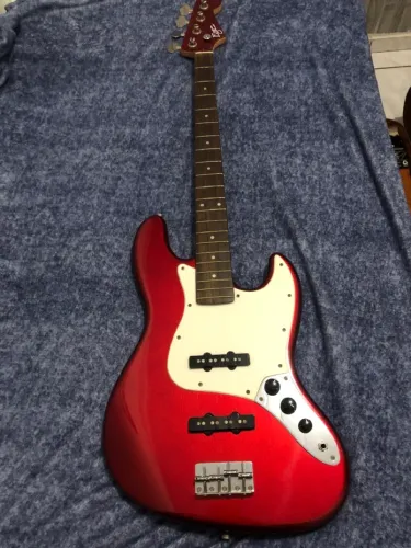 Contrabaixo Eagle SJB-003 + Case Rígido