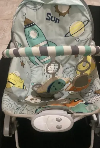 Vendo cadeirinha de menino 