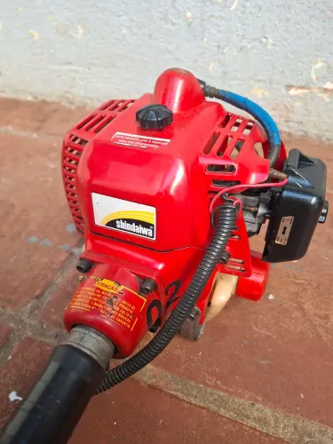 Roçadeira Shindaiwa 