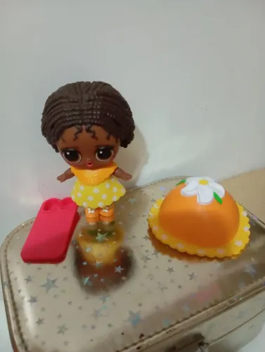 Boneca lol coleção Moranguinho