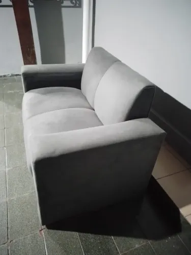 Vendo sofá dois lugares