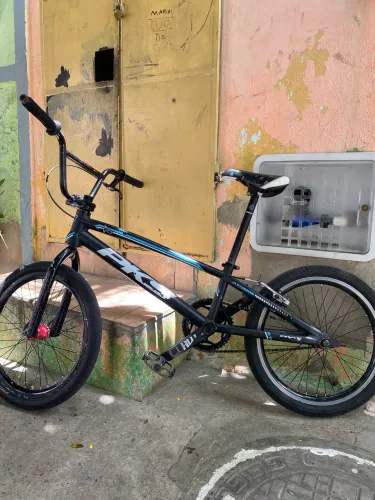 VENDE-SE BIKE ARO 20 OU TROCO EM ABSOLUTE ARO 29