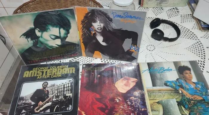 Discos de vinil 45 reais cada um lp