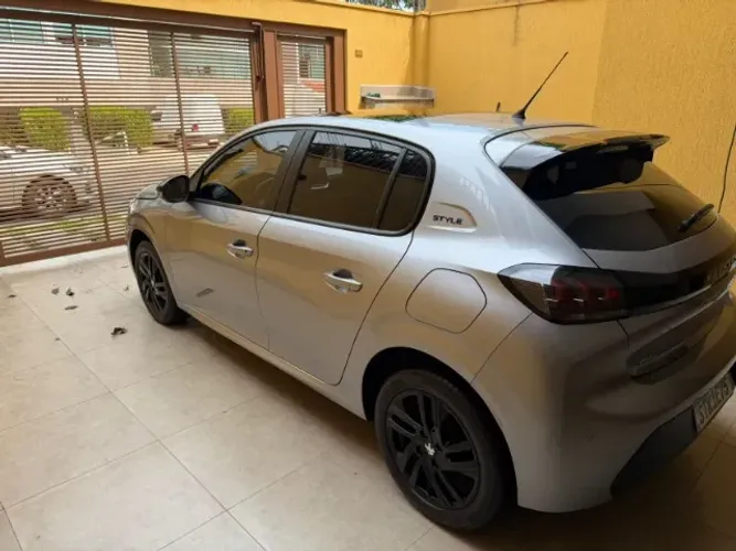 Peugeot 208 Style 1.0 Flex 6V 5P Mec. 2024