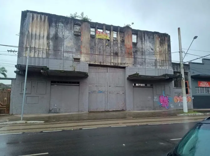 Terreno para construção residencial ou comercial na Vila Matias