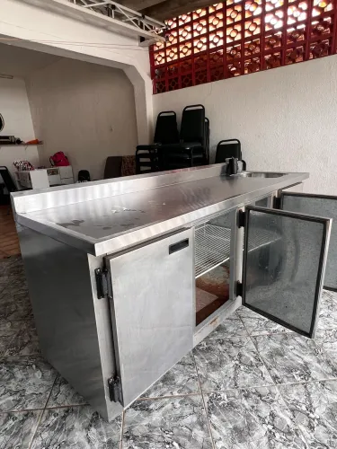 Balcão refrigerado inox 2m p 56 usado