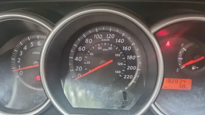 Nissan Tiida Sedan 1.8 16V Flex Fuel 4P 2012