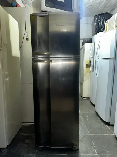 Geladeira Electrolux