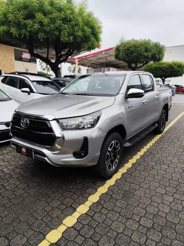 Toyota Hilux CD SRV 4X4 2.8 TDI Diesel Aut. 2022