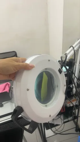 Vende-se uma Lupa Led  e Kit Ventosa 
