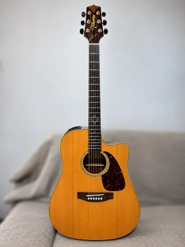 Takamine EG-363SC